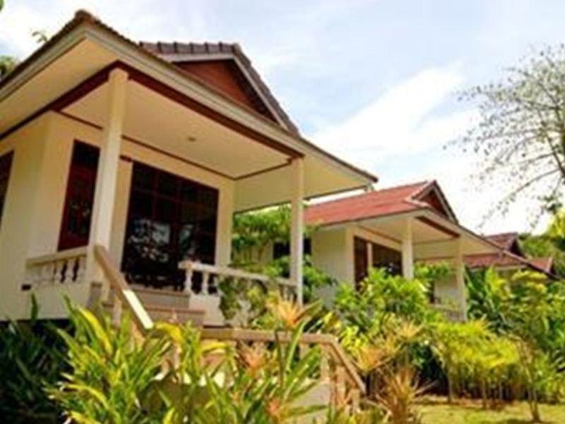 Clean Beach Resort Ko Lanta Exterior foto
